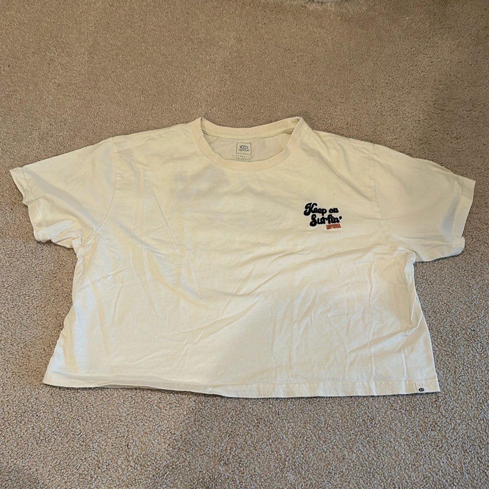 Ripcurl Keep on Surfin Crop T Shirt, women’s size medium